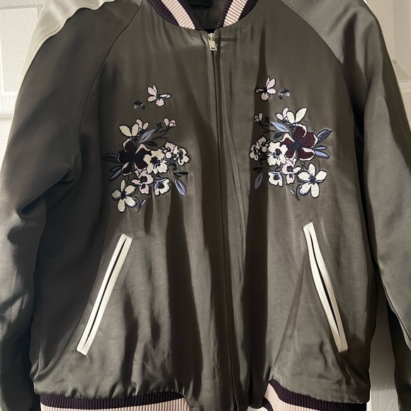 Talula Skull Bomber - Picture 4 of 5